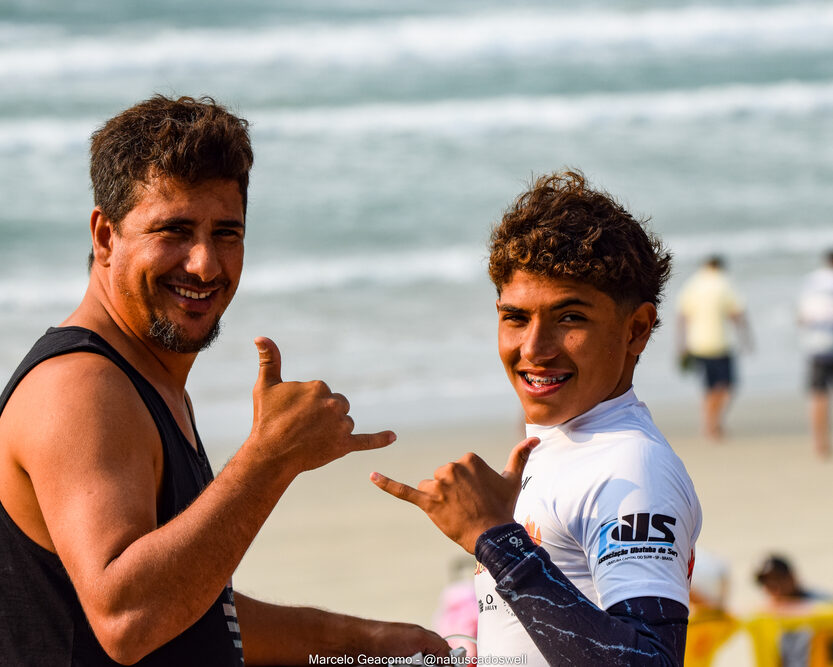 FT Kids On Fire, Praia Grande de Ubatuba (SP). Foto: Marcelo Geacomo / @nabuscadoswell