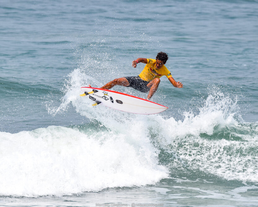 FT Kids On Fire, Praia Grande de Ubatuba (SP). Foto: Marcelo Geacomo / @nabuscadoswell