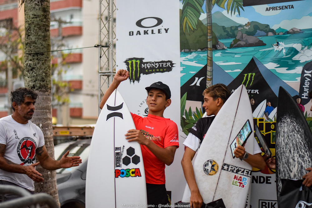 Bryan Almeida, FT Kids On Fire 2024, Praia Grande de Ubatuba (SP). Foto: Marcelo Geacomo / @nabuscadoswell