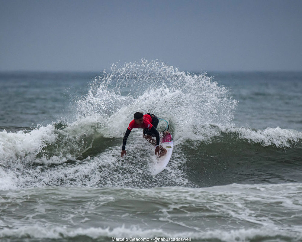 Phellype Silva, FT Kids On Fire 2024, Praia Grande de Ubatuba (SP). Foto: Marcelo Geacomo / @nabuscadoswell