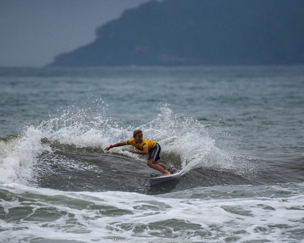 Pedro Canônico, FT Kids On Fire 2024, Praia Grande de Ubatuba (SP). Foto: Marcelo Geacomo / @nabuscadoswell