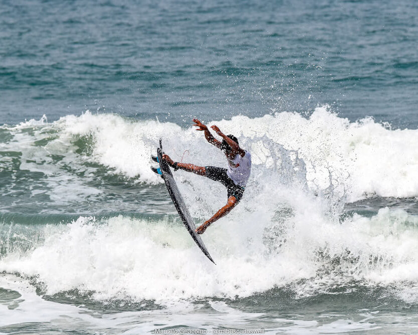 Phellype Silva, FT Kids On Fire 2024, Praia Grande de Ubatuba (SP). Foto: Marcelo Geacomo / @nabuscadoswell