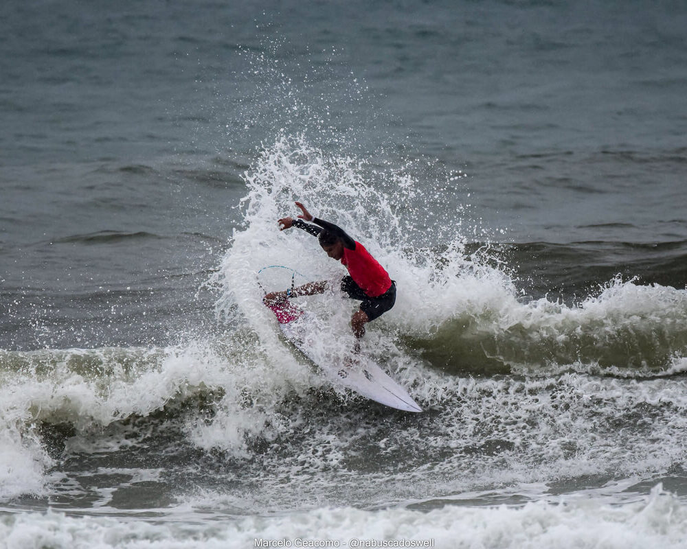 Phellype Silva, FT Kids On Fire 2024, Praia Grande de Ubatuba (SP). Foto: Marcelo Geacomo / @nabuscadoswell