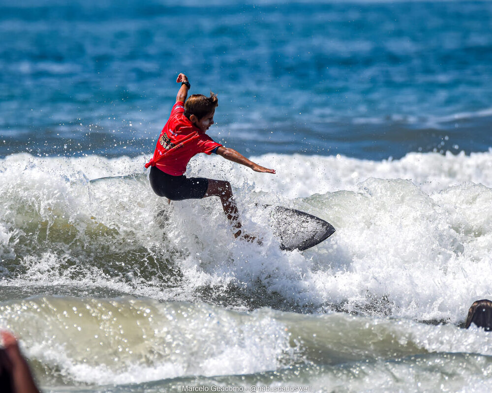 Matteo Durao, FT Kids On Fire 2024, Praia Grande de Ubatuba (SP). Foto: Marcelo Geacomo / @nabuscadoswell