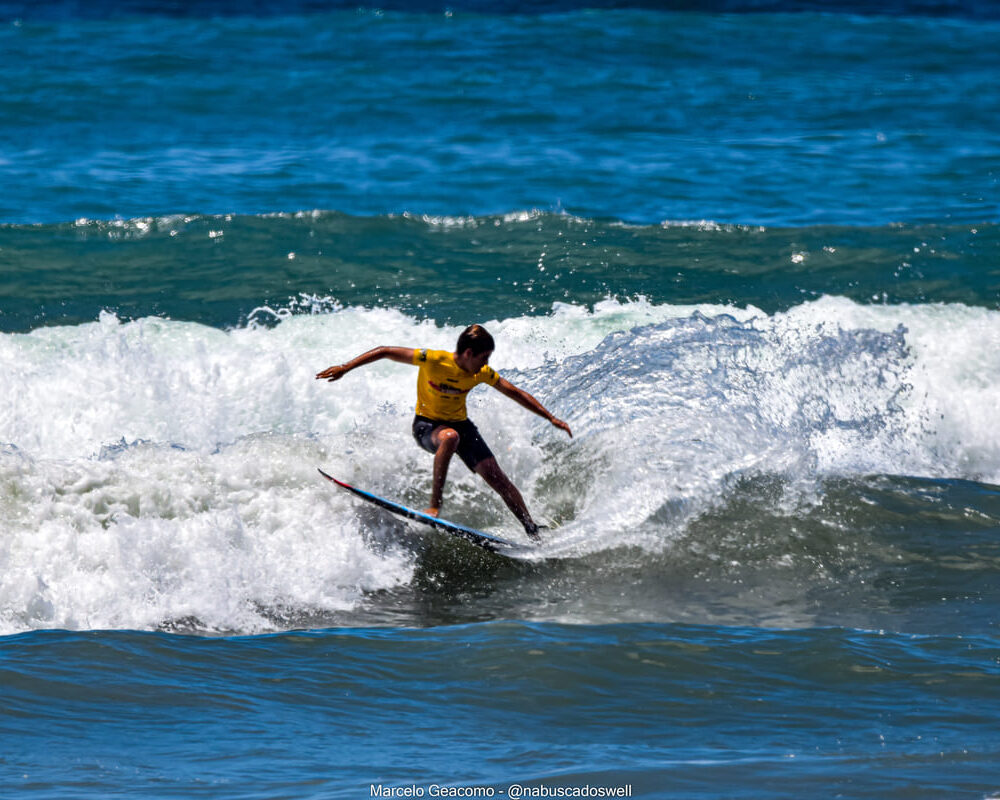 Kailani Rennó, Segunda etapa do FT Kids On Fire 2024, Praia Grande de Ubatuba (SP). Foto: Marcelo Geacomo / @nabuscadoswell