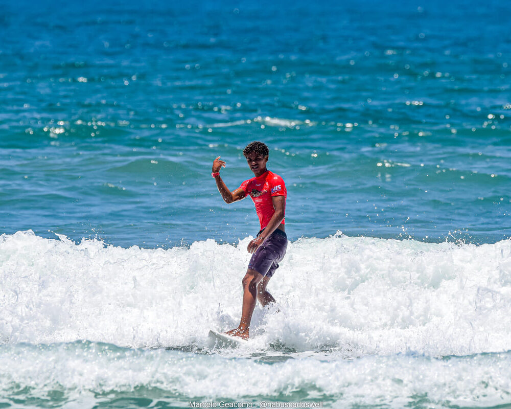 Isaías Gomes, Terceira etapa do FT Kids On Fire 2024, Praia Grande de Ubatuba (SP). Foto: Marcelo Geacomo / @nabuscadoswell