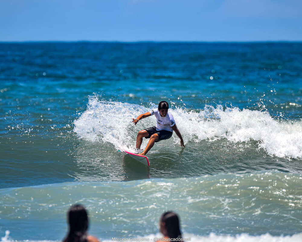 Theo Baladi, Segunda etapa do FT Kids On Fire 2024, Praia Grande de Ubatuba (SP). Foto: Marcelo Geacomo / @nabuscadoswell