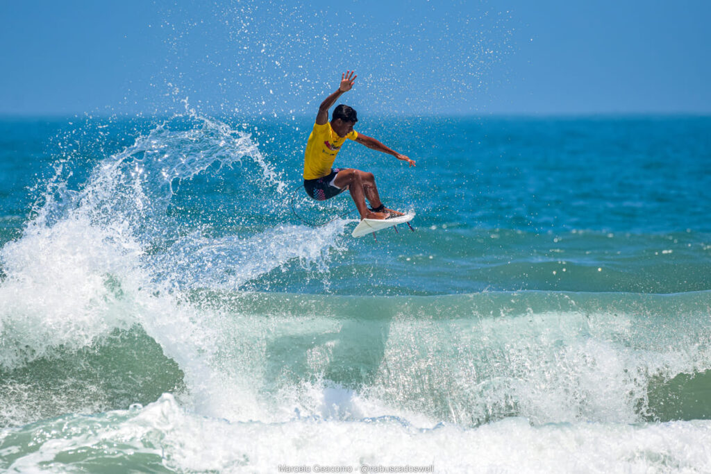 Davi de Souza, Terceira etapa do FT Kids On Fire 2024, Praia Grande de Ubatuba (SP). Foto: Marcelo Geacomo / @nabuscadoswell