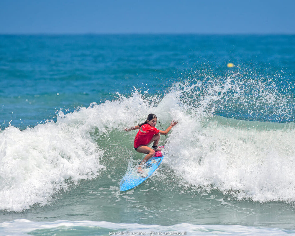 Joana Costa, Terceira etapa do FT Kids On Fire 2024, Praia Grande de Ubatuba (SP). Foto: Marcelo Geacomo / @nabuscadoswell