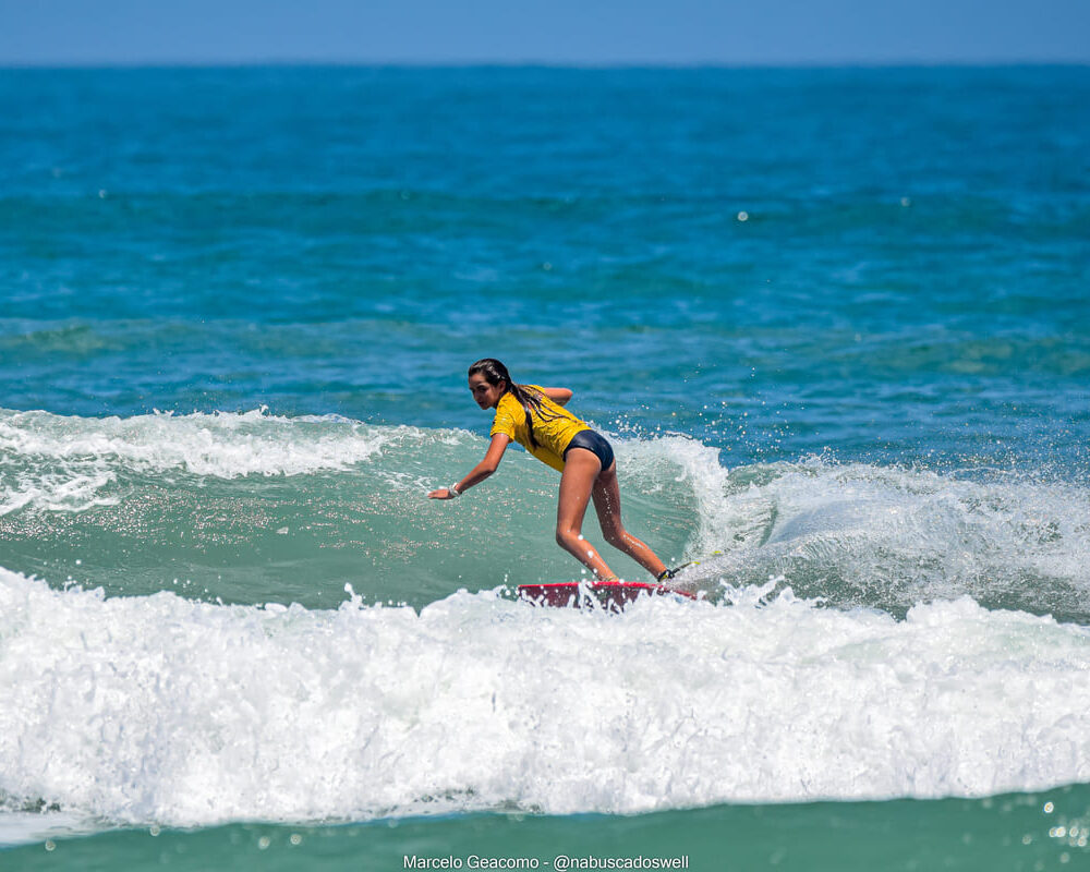 Nalu Carratu, Terceira etapa do FT Kids On Fire 2024, Praia Grande de Ubatuba (SP). Foto: Marcelo Geacomo / @nabuscadoswell