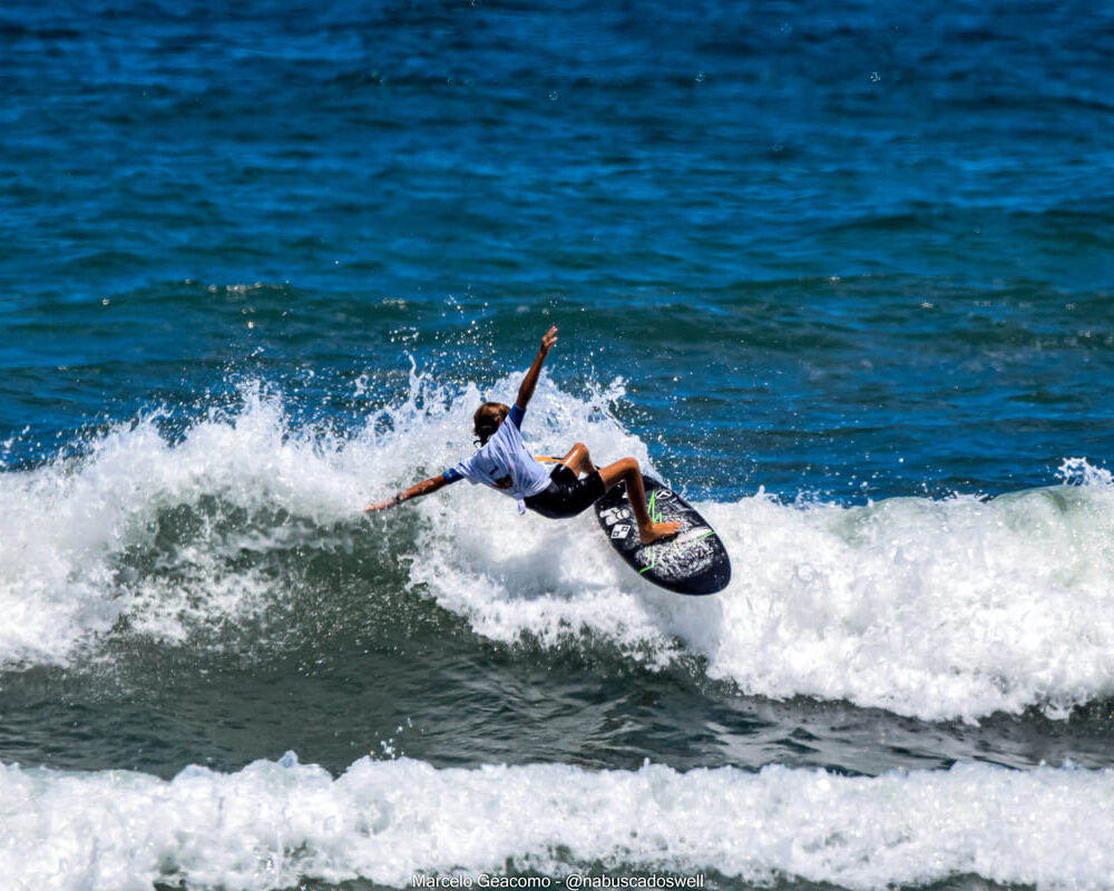 Matteo Durao, FT Kids On Fire 2024, Praia Grande de Ubatuba (SP). Foto: Marcelo Geacomo / @nabuscadoswell