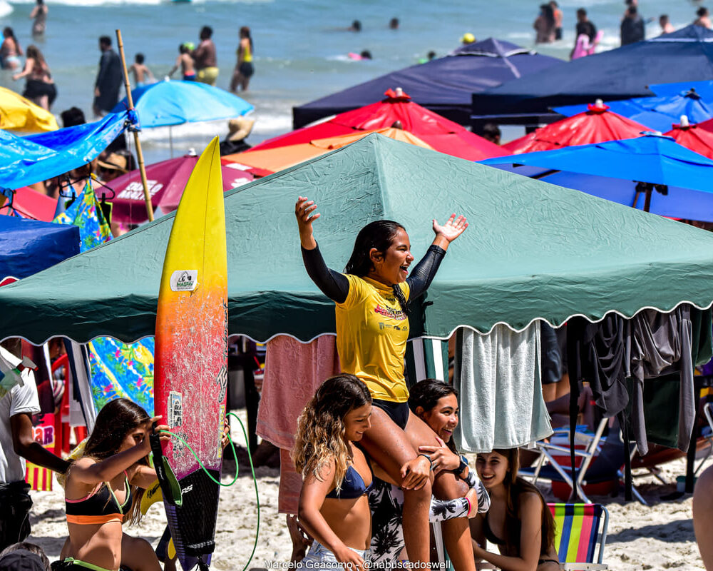 Catarina Kobayashi, Segunda etapa do FT Kids On Fire 2024, Praia Grande de Ubatuba (SP). Foto: Marcelo Geacomo / @nabuscadoswell