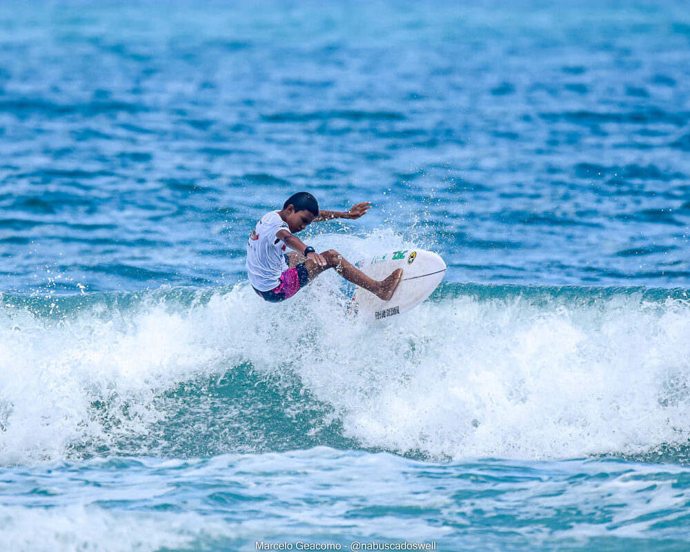 Raoni Rodrigues, Terceira etapa do FT Kids On Fire 2024, Praia Grande de Ubatuba (SP). Foto: Marcelo Geacomo / @nabuscadoswell