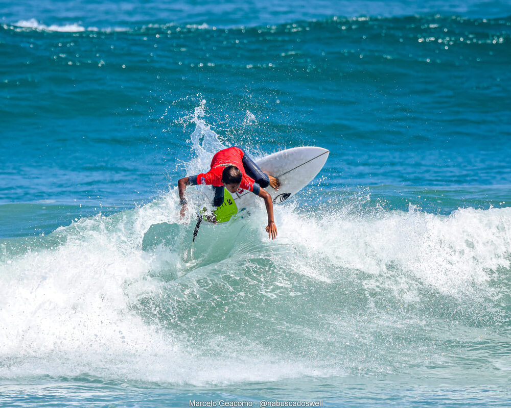 Matheus Jhones, Terceira etapa do FT Kids On Fire 2024, Praia Grande de Ubatuba (SP). Foto: Marcelo Geacomo / @nabuscadoswell