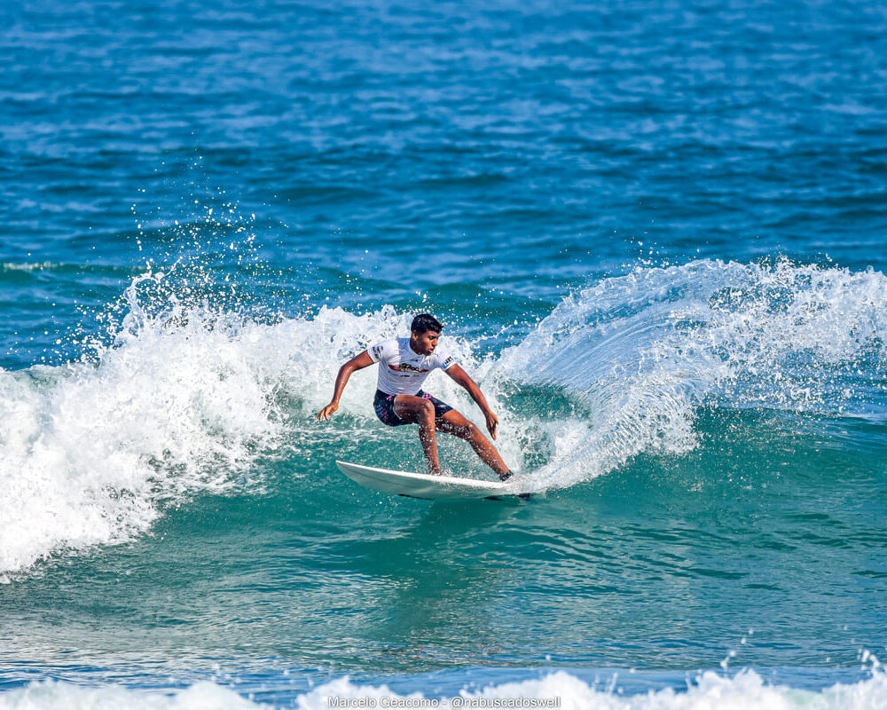 Davi de Souza, Terceira etapa do FT Kids On Fire 2024, Praia Grande de Ubatuba (SP). Foto: Marcelo Geacomo / @nabuscadoswell