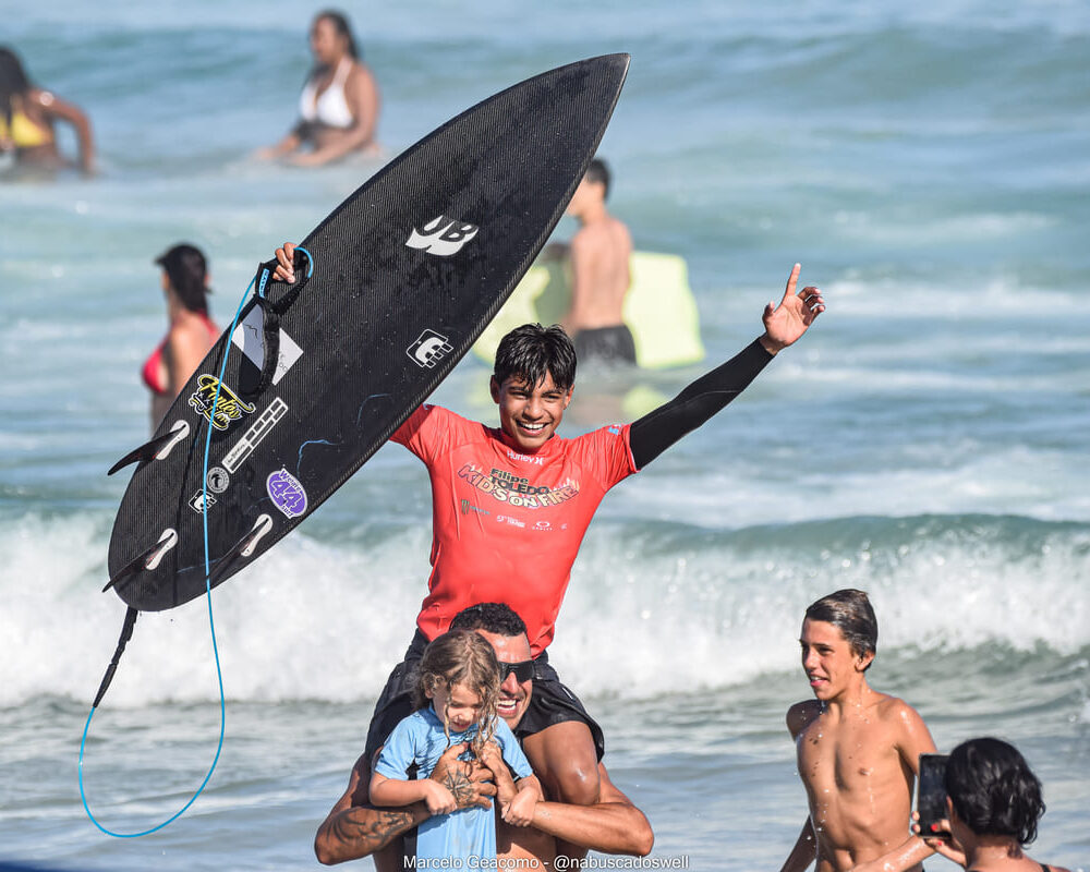 Phellype Silva, Terceira etapa do FT Kids On Fire 2024, Praia Grande de Ubatuba (SP). Foto: Marcelo Geacomo / @nabuscadoswell