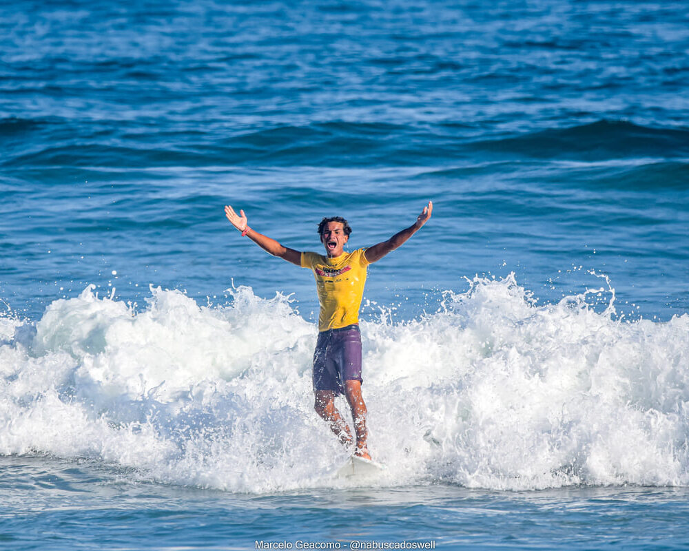 Isaías Gomes, Terceira etapa do FT Kids On Fire 2024, Praia Grande de Ubatuba (SP). Foto: Marcelo Geacomo / @nabuscadoswell