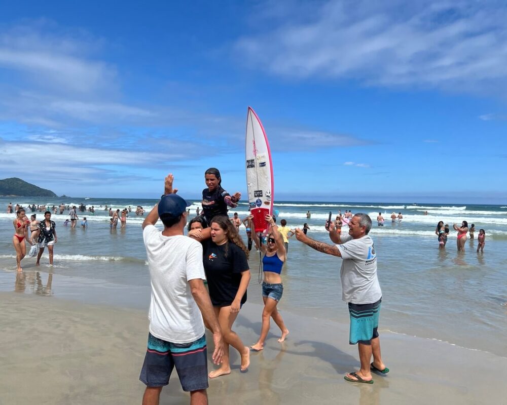 Maeva Guastalla, FT Kids On Fire 2024, Praia Grande de Ubatuba (SP). Foto: Marcelo Geacomo / @nabuscadoswell