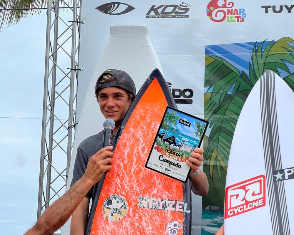 Eduardo Mulford, FT Kids On Fire 2024, Praia Grande de Ubatuba (SP). Foto: Marcelo Geacomo / @nabuscadoswell