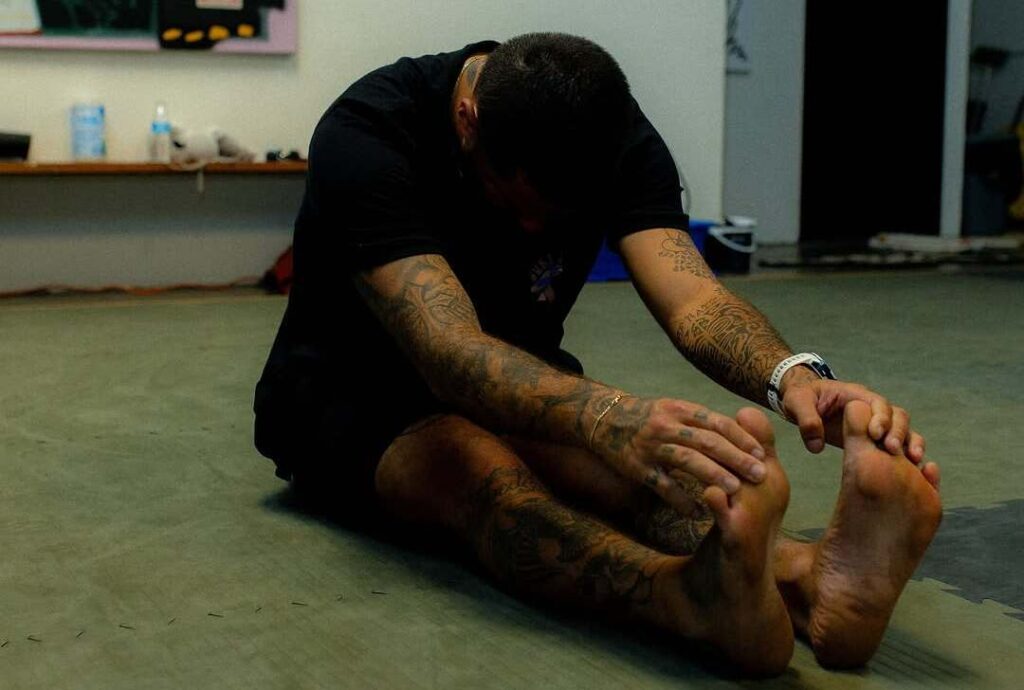 Filipe Toledo em sessão de treino com o método U.Natural, criado pelo preparador físico Raphael Romano. Foto: @iamsamkimm