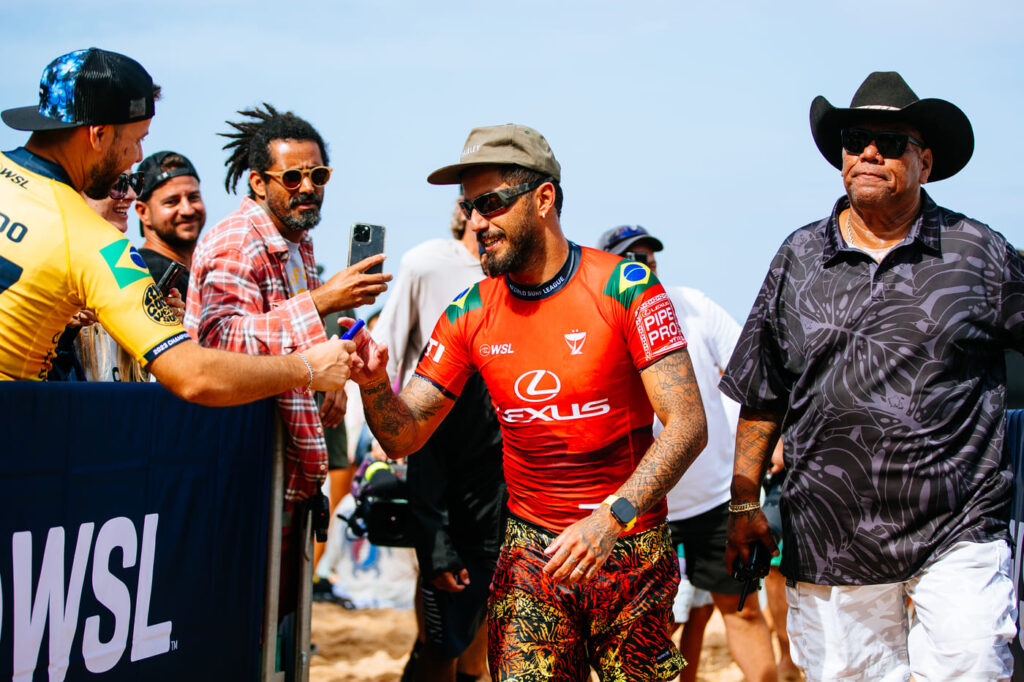 Filipe Toledo, Lexus Pipe Pro 2025, Pipeline, Havaí, Hawaii, North Shore de Oahu, WSL, World Surf League, Circuito Mundial de Surf. Foto: WSL / Tony Heff