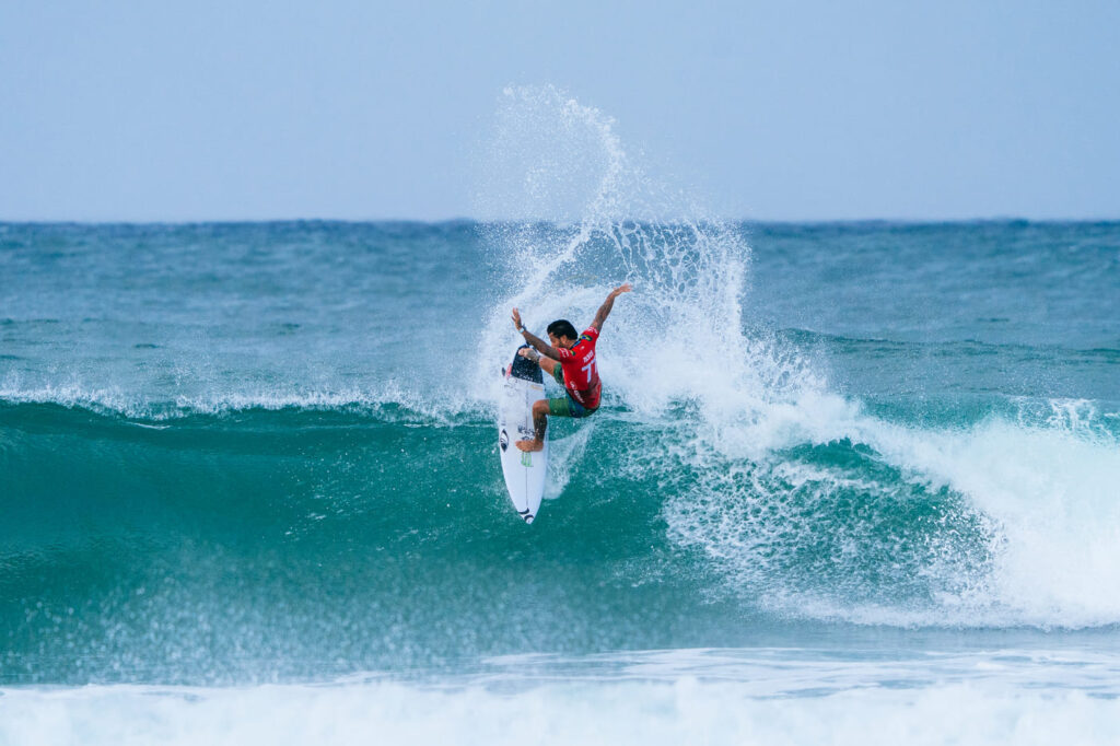 Filipe Toledo 25GoldCoast AGJ03222 Andrew Shield