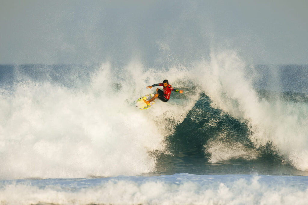 Filipe Toledo 25MargaretRiver 5245 Cait Miers