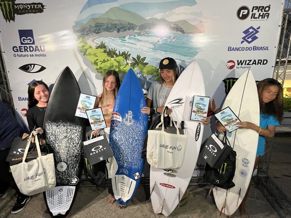 Primeira etapa do Circuito Filipe Toledo Kids On Fire 2025, Praia Grande, Ubatuba (SP). Foto: Marcelo Geacomo / @nabuscadoswell