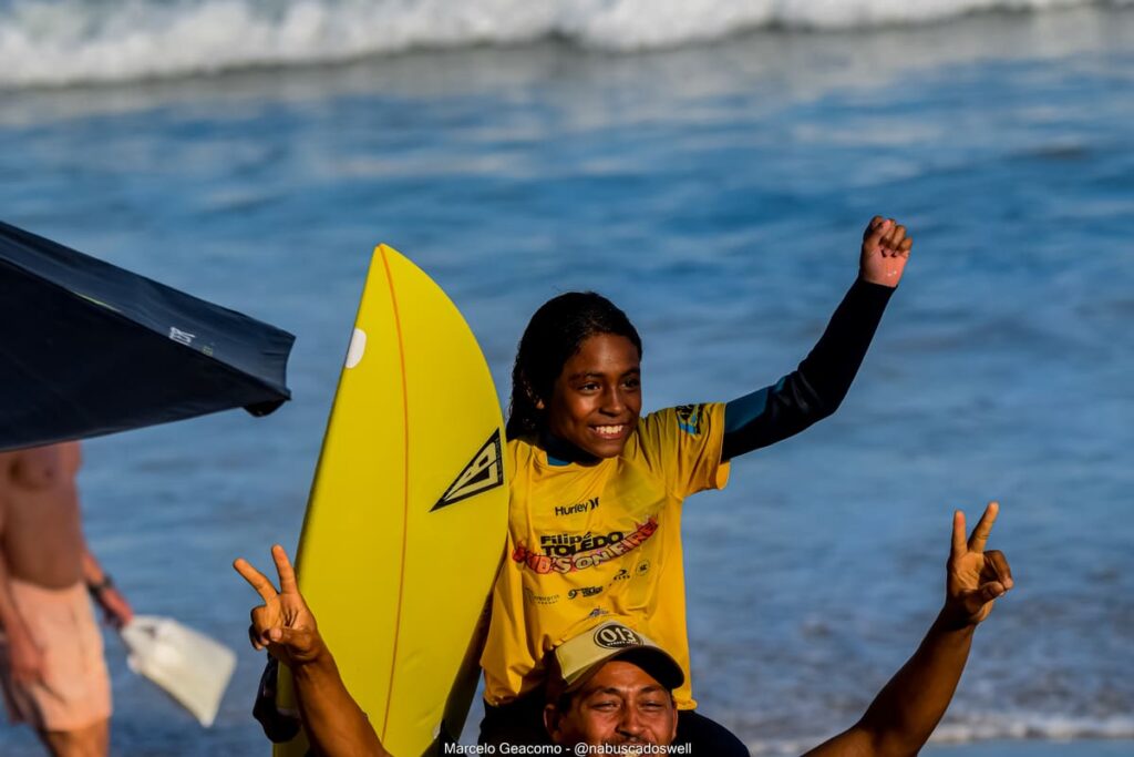 Primeira etapa do Circuito Filipe Toledo Kids On Fire 2025, Praia Grande, Ubatuba (SP). Foto: Marcelo Geacomo / @nabuscadoswell